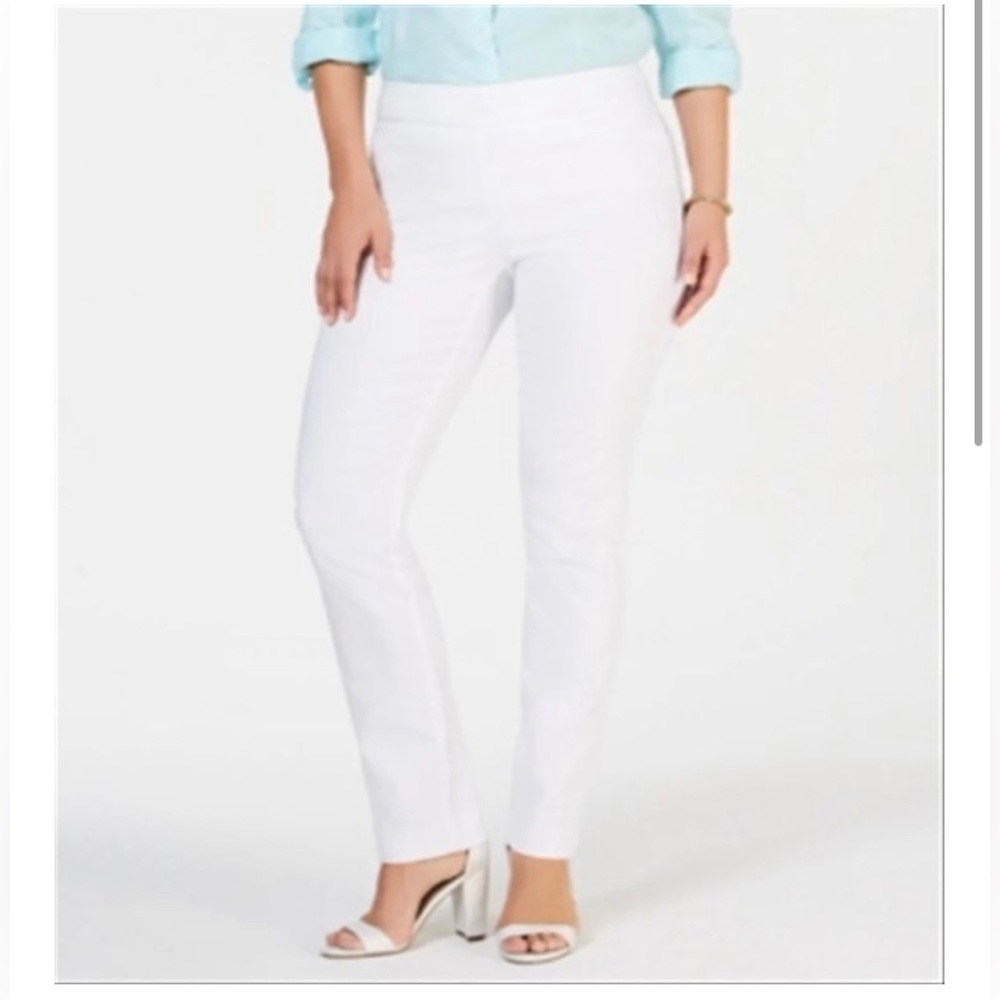 Nine West‎ Heidi Pull-On Crop Pants, in white, size 16